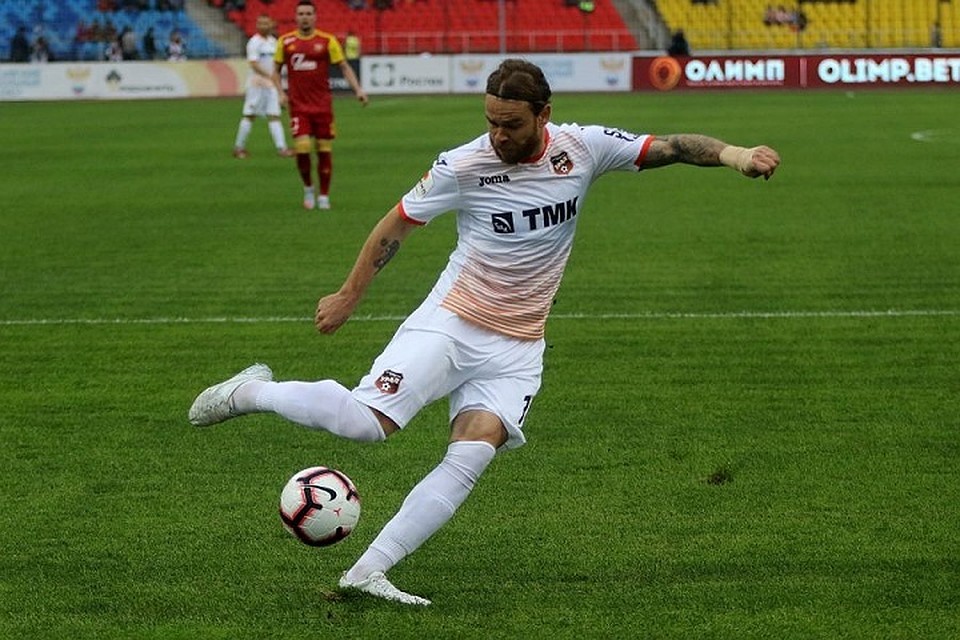 Эрик Бикфалви забил в самом начале игры, но получил красную карточку на 34-й минуте. Фото: пресс-служба ФК «Урал»