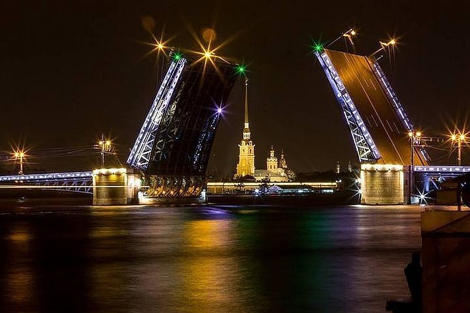 Фестиваль "Поющие мосты" в Петербурге начнется в День города.