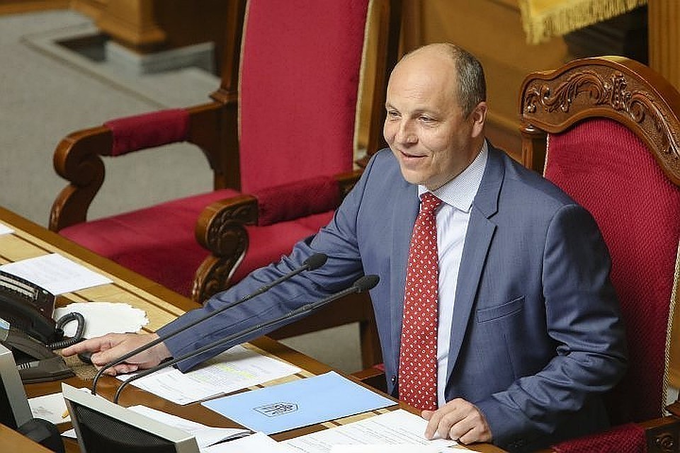 Спикер парламента Украины Андрей Парубий заявил, что роспуск Рады оспорят в Конституционном суде
