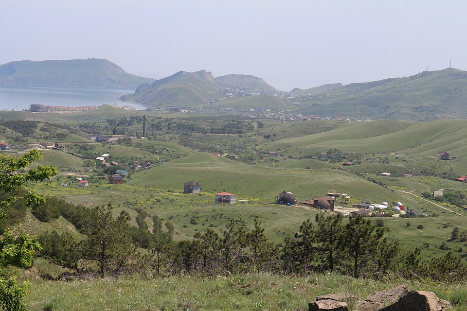 На полуострове переменная облачность.