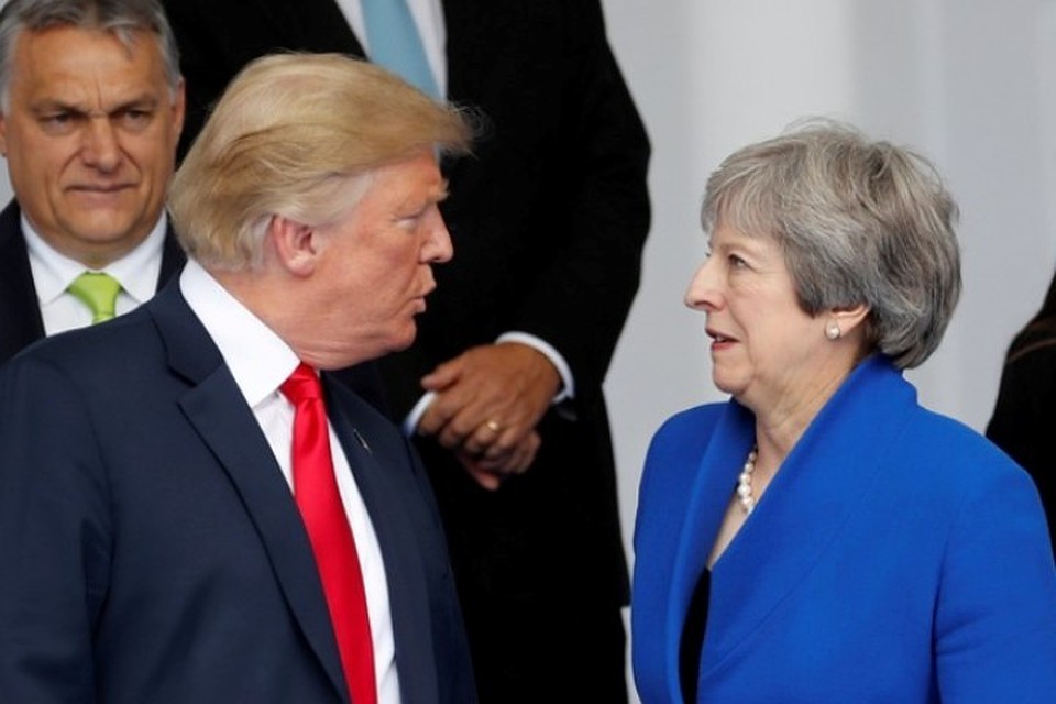 Президент США Дональд Трамп и премьер Британии Тереза Мэй во время одной из встреч в Брюсселе