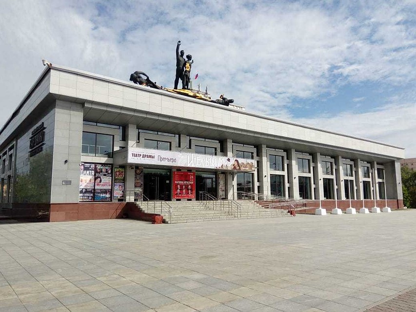 В Алтайском драматическом театре работают над спектаклем по рассказам Шукшина