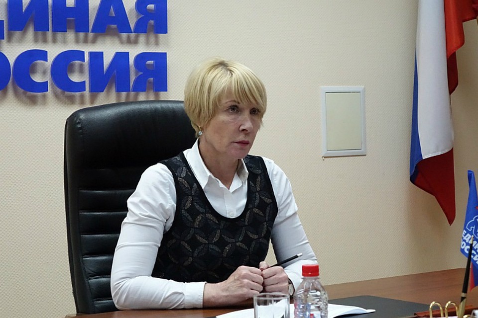 Елена Ковалева проводит личный прием граждан каждый месяц. Фото: http://duma.mo-kirov.ru