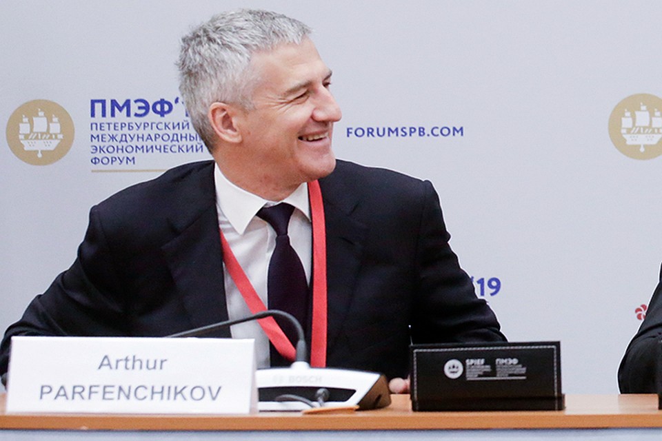 Артур Парфенчиков рассказал о трассах, которые станут приоритетными для реконструкции
