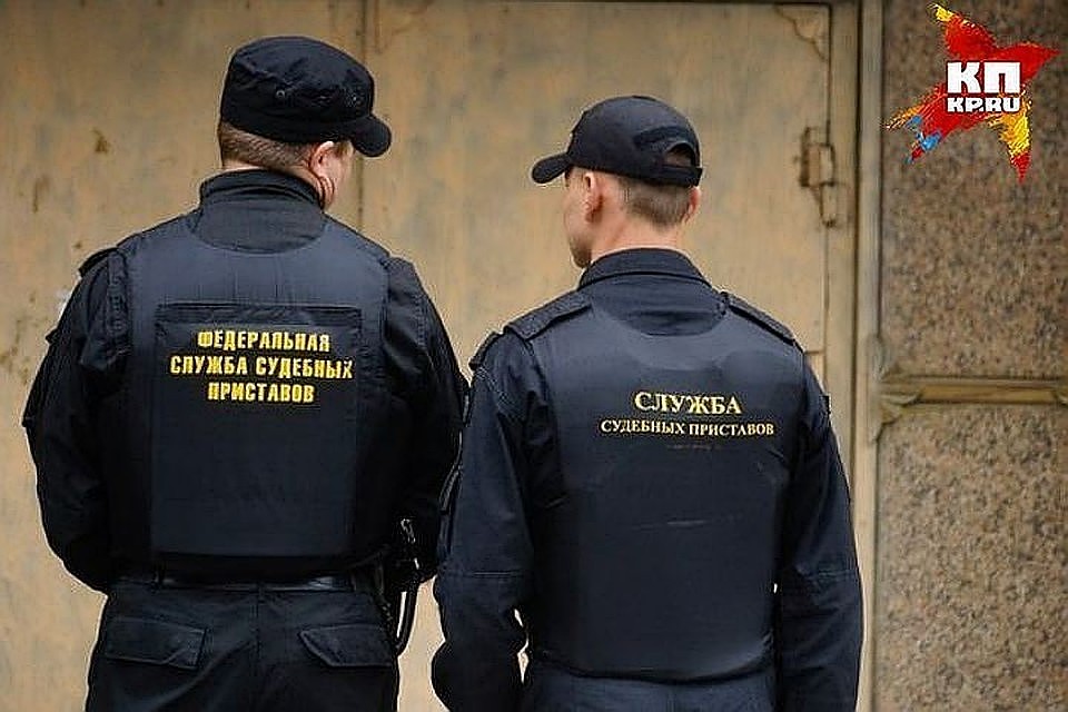Вода угрожала жизни и здоровью местных жителей.