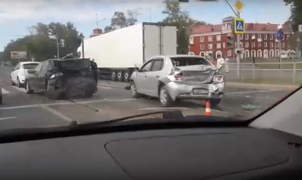 скриншот с видео