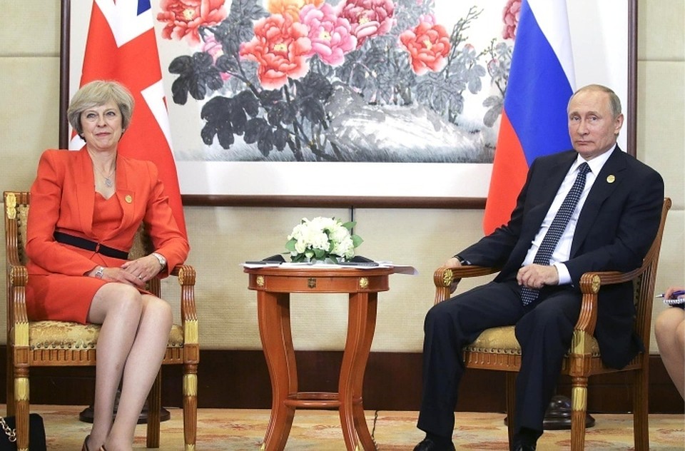 Премьер-министр Великобритании Тереза Мэй и президент России Владимир Путин