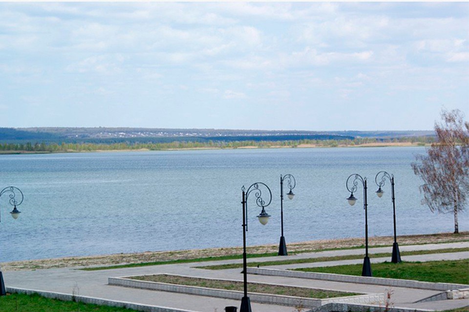 Глубина в некоторых местах достигает 17 метров