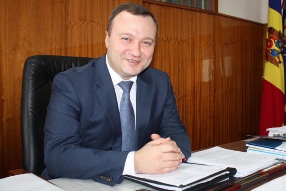 Высший совет магистратуры требует отставки судьи КС Корнелиу Гурина