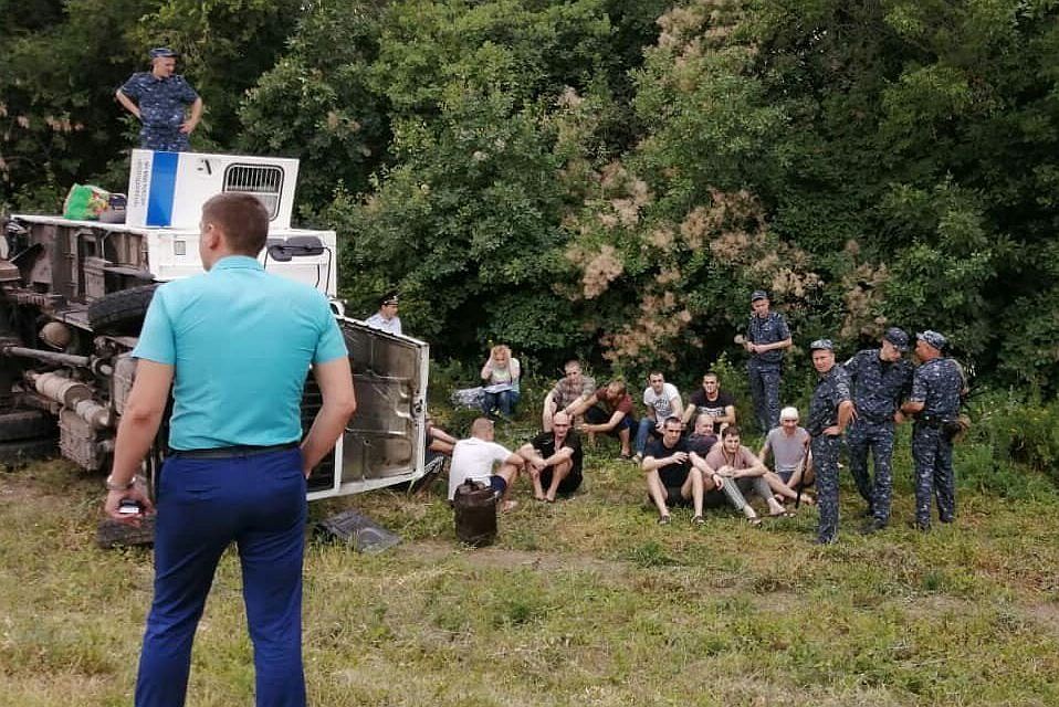 Фото с места ДТП из группы ОК "Красный Сулин. «Красный Бумер» NEWS".