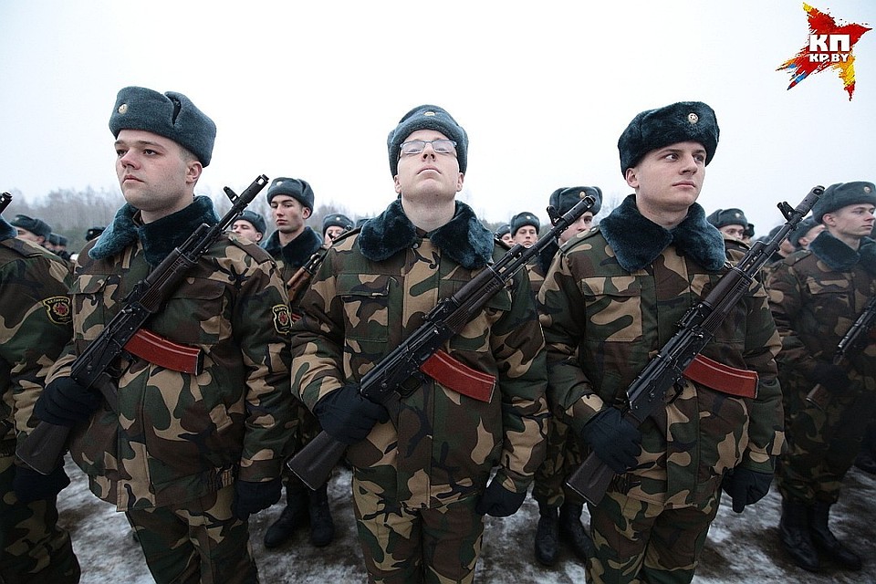 Ефрейтор из Солигорска ушел в отпуск и сбежал из Беларуси воевать в Украину