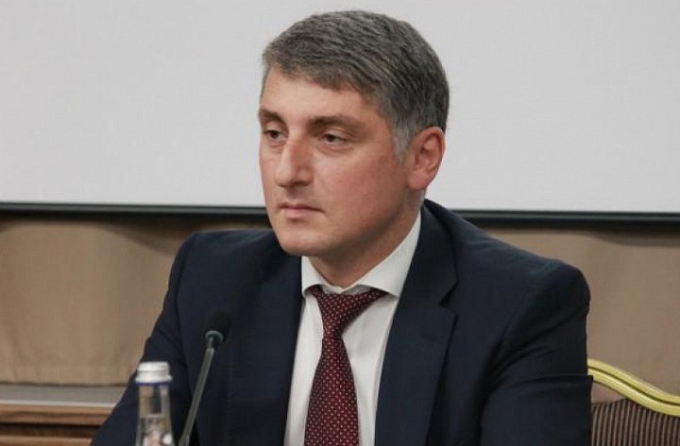 Эдуард Харунжен сжег список причастных к краже миллиарда. Фото: noi.md