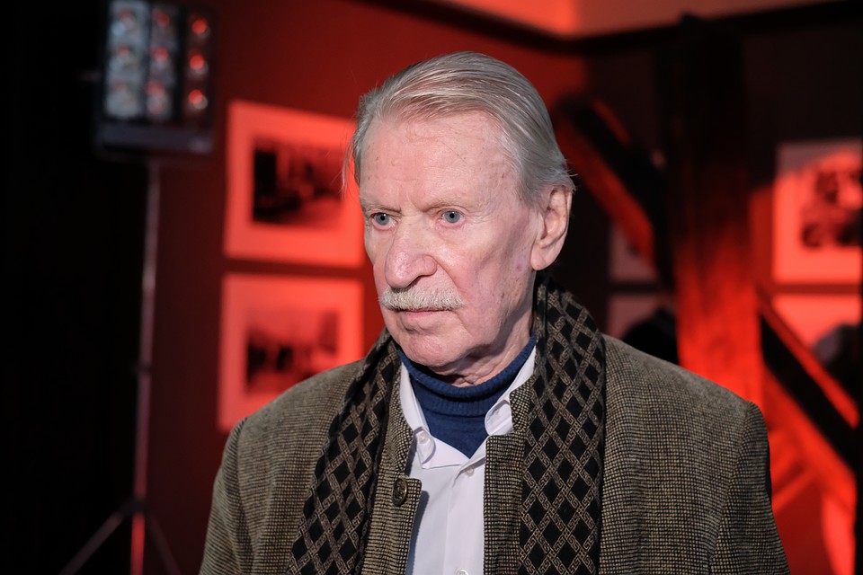 Актер Иван Краско заявил, что его глобально все достало и он хочет уйти в монастырь