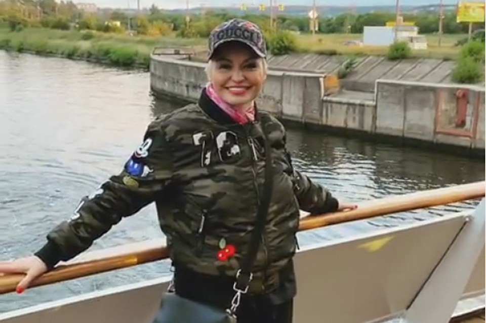 Певица Катя Лель прогулялась по Нижнему Новгороду