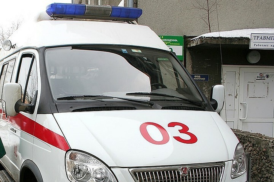 Женщину с травмами различной степени тяжести доставили в реанимационное отделение, где она скончалась от полученных травм.