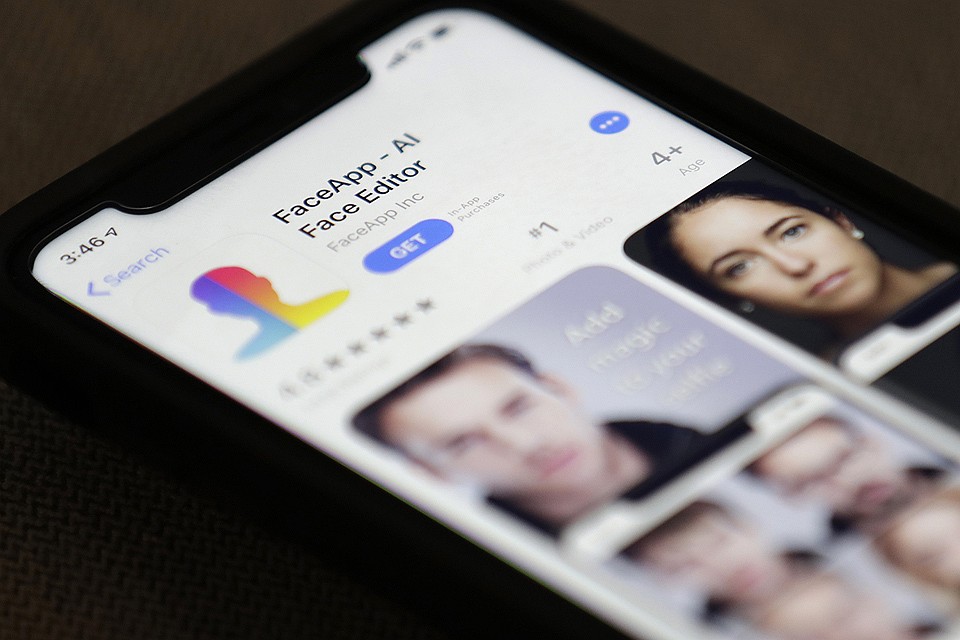 За неделю FaceApp стало одним из самых популярных приложений в сети.