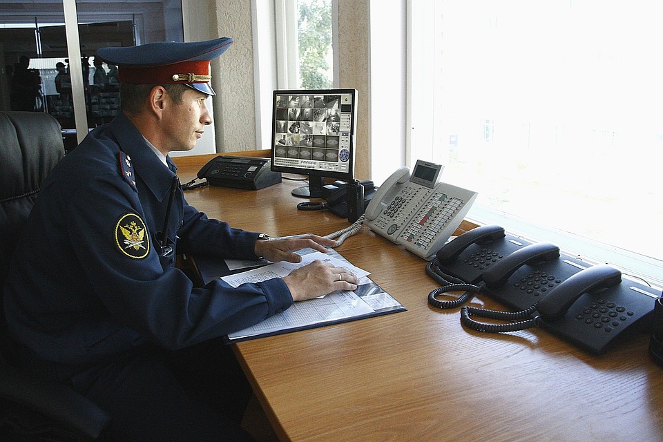 В Красноярске пассажирка такси рассчиталась за поездку по украденной карте