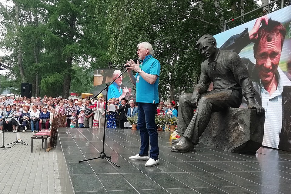 Виктор Мережко на открытии Шукшинских дней на Алтае