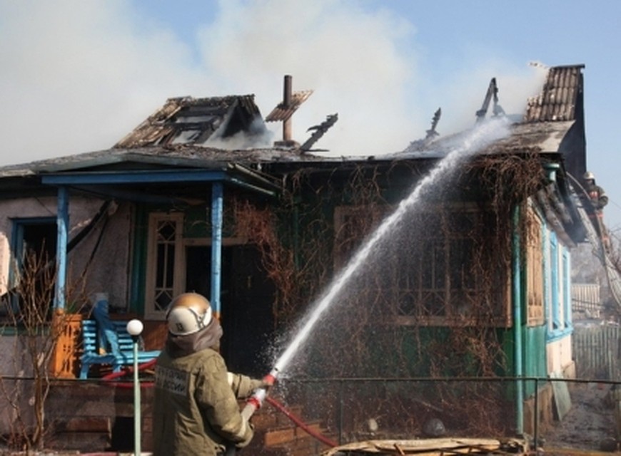 Два человека погибли в Тюменской области в пожарах на прошлой неделе. Фото - пресс-служба Главного управления МЧС по Тюменской области.