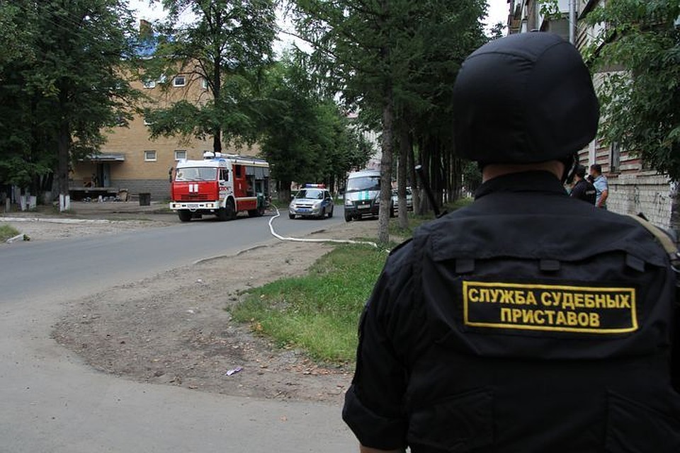 Приставы выдворили из Чувашии "уклониста" из Таджикистана