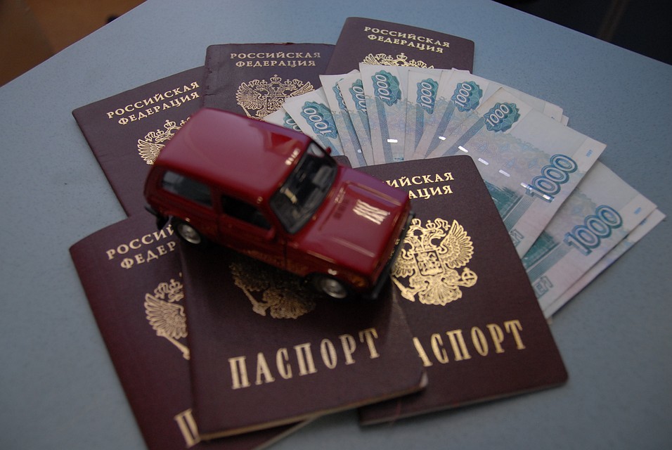 В городе Ростове-на-Дону местный житель стал жертвой мошенника.