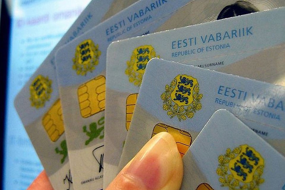 В текущем году уже 164 эстонские ИД-карты стали непригодными по неустановленным пока причинам. Фото: с сайта Rus.Postimees.ee