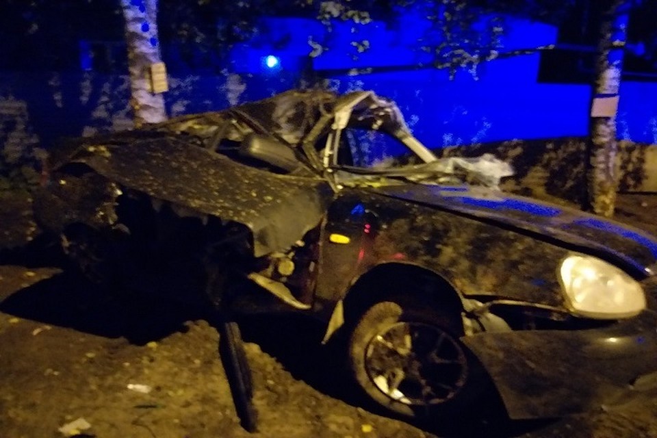 Предположительно, мужчина не справился с управлением. Фото: ЦГЗ в Ярославле.