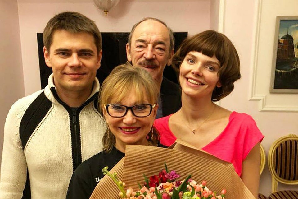 Лиза Боярская пошла по стопам родителей, а Сергей подался в политику. Фото: instagram.com/lizavetabo.
