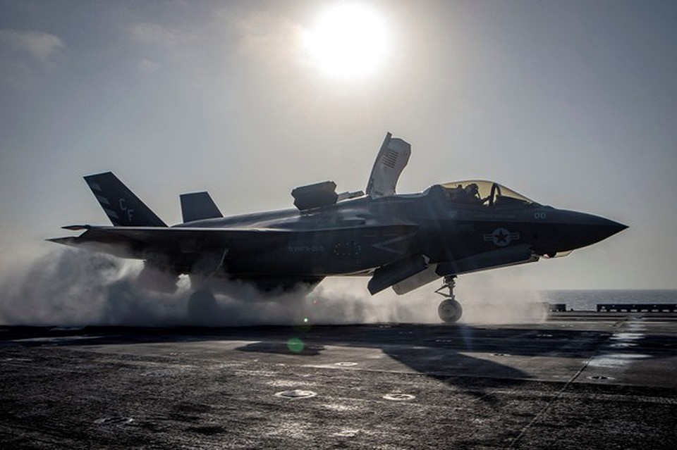 Американский истребитель F-35B