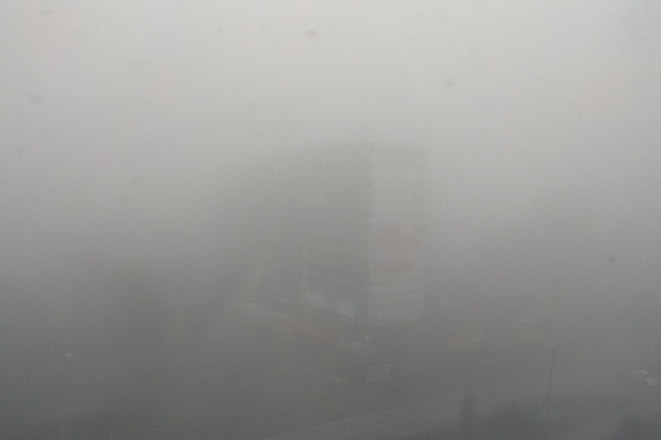 Густой туман опустился на Кемерово