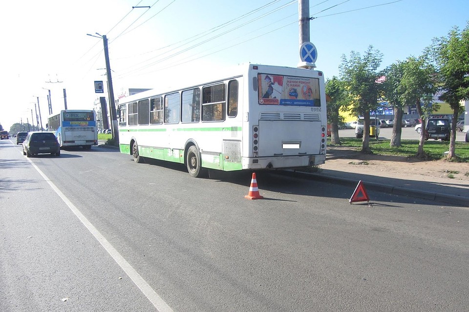 За день в кировских автобусах травмировались двое детей. Фото: vk.com/gibdd43