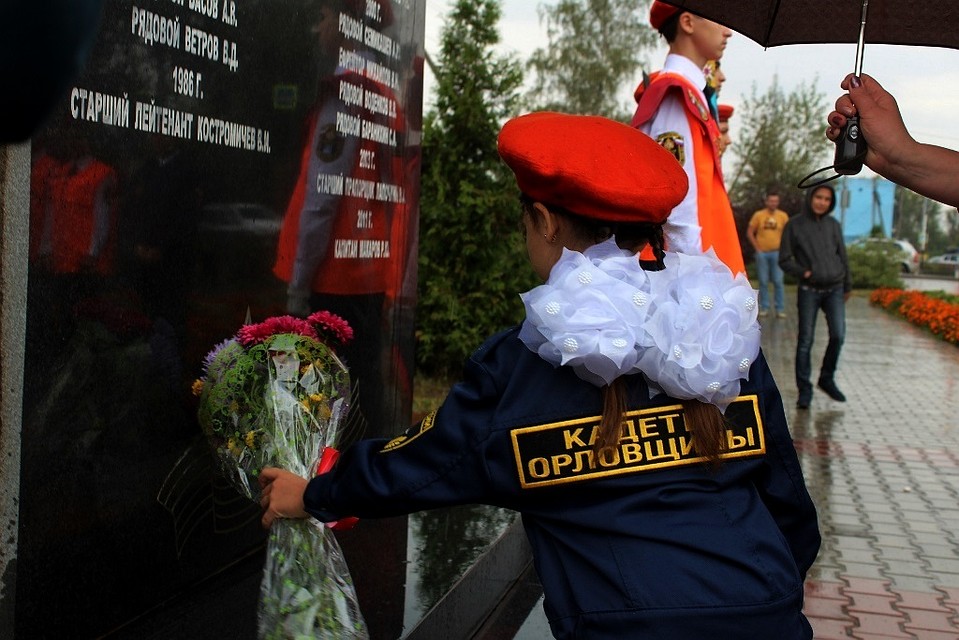 Орловских первоклашек посвятили в кадеты. Фото: пресс-служба ГУ МЧС России по Орловской области