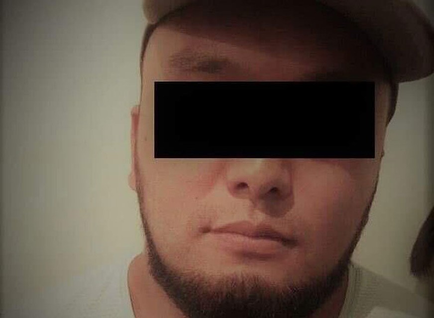 Милиция полагает, что этот мужчина причастен к ограблению дома женщины.