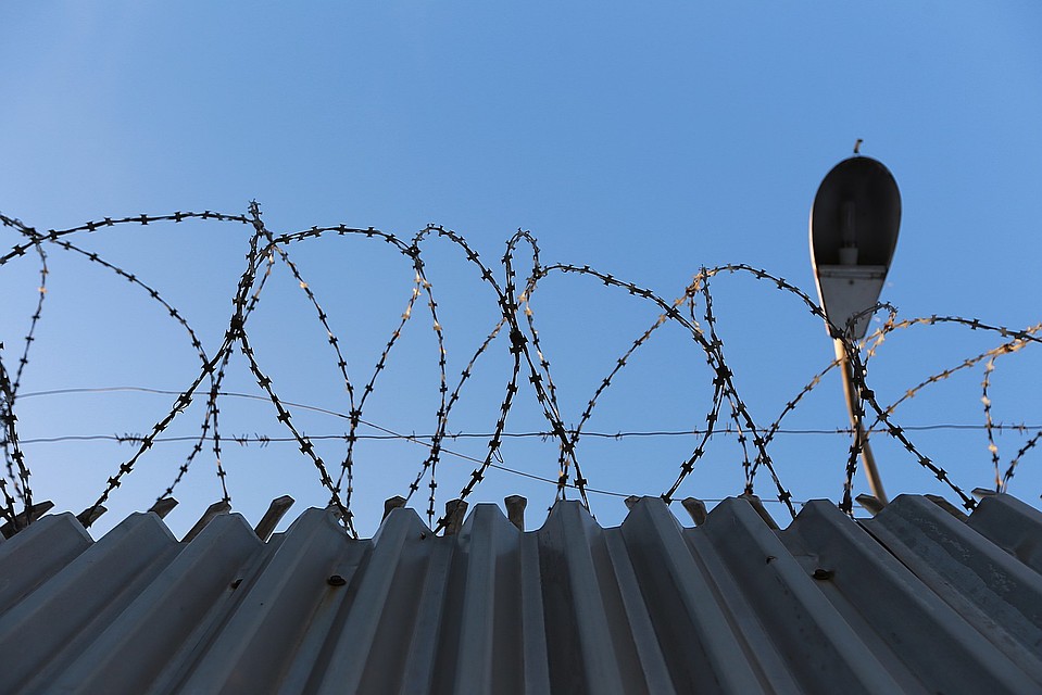 В Хакасии мужчина надругался над спящим товарищем с тяжкими последствиями