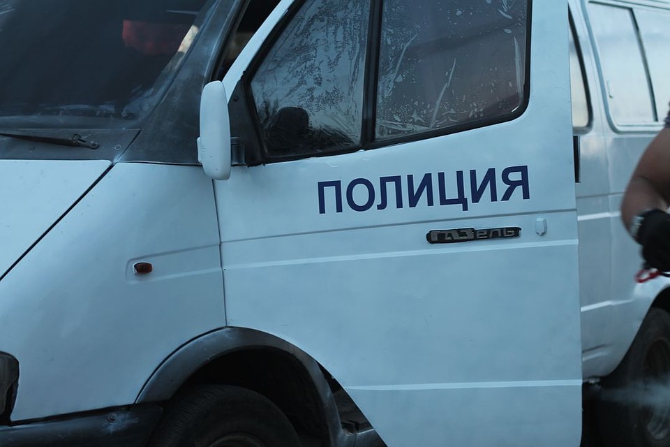 Грабители планировали продать похищенное и купить на эти деньги выпивку.