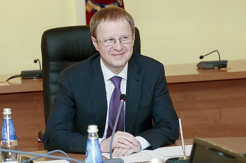 Виктор Томенко