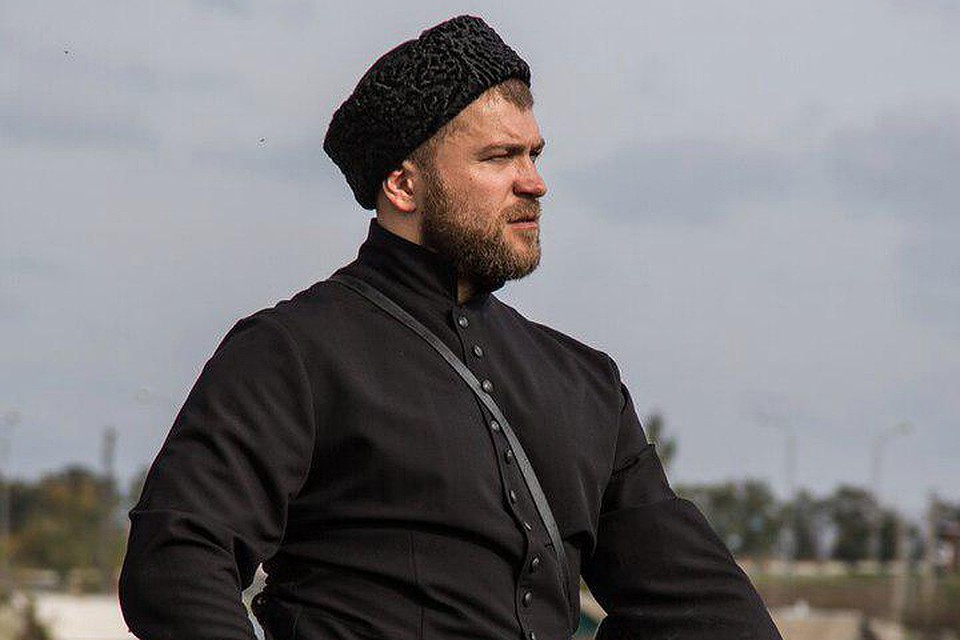 Ян Любомиров каскадер, снимался в таких картинах как Тихий Дон, Легенда о Коловрате, Золотая Орда
