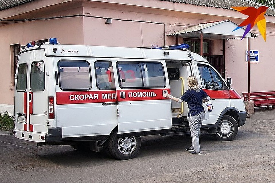 Жительница Жабинки, которую придавило стеклом авто, умерла в больнице.