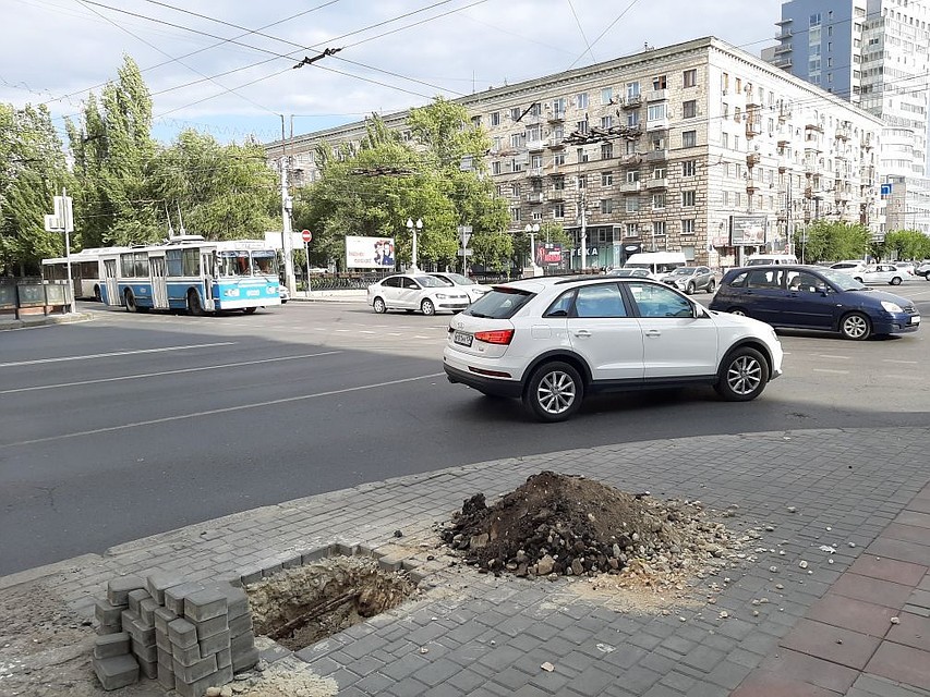 Светофоры установят над проезжей частью, чтобы видели все водители.