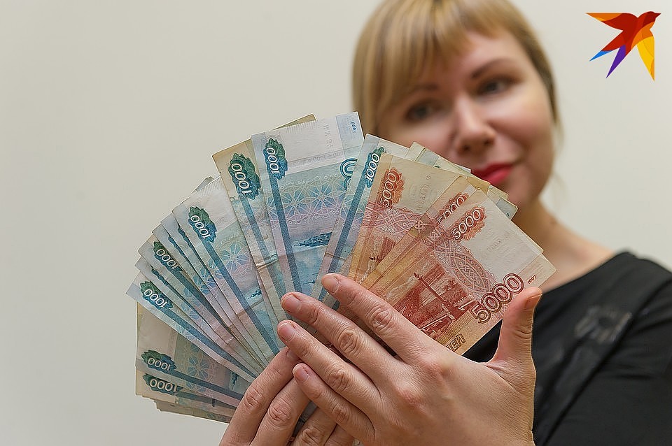 В среднем жители Тверской области получают на руки 28 119 руб. в месяц.