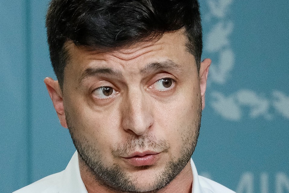 Президент Украины рассмотрит петицию, если она наберет 25000 голосов