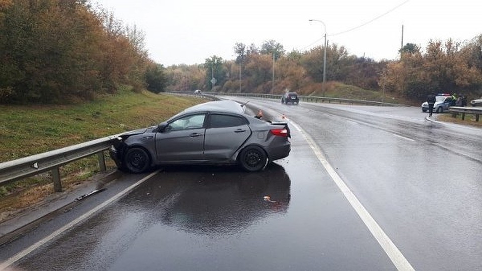 Оба водителя, а также 39-летний пассажир автомобиля «Форд» получили ранения