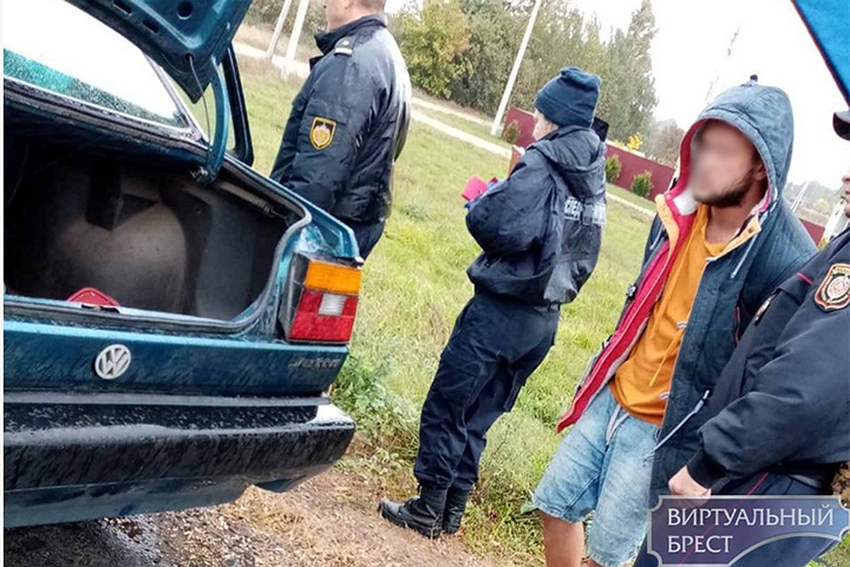 Бывший парень увез девушку в багажнике за город и избил битой, ее спасли жители деревни. Фото: Виртуальный Брест.