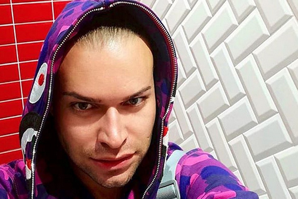 Инцидент с участием шоумена попал на камеры видеонаблюдения