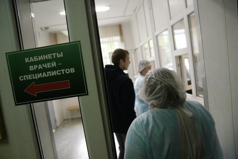 Жительница Новосибирска потеряла на производстве пальцы.