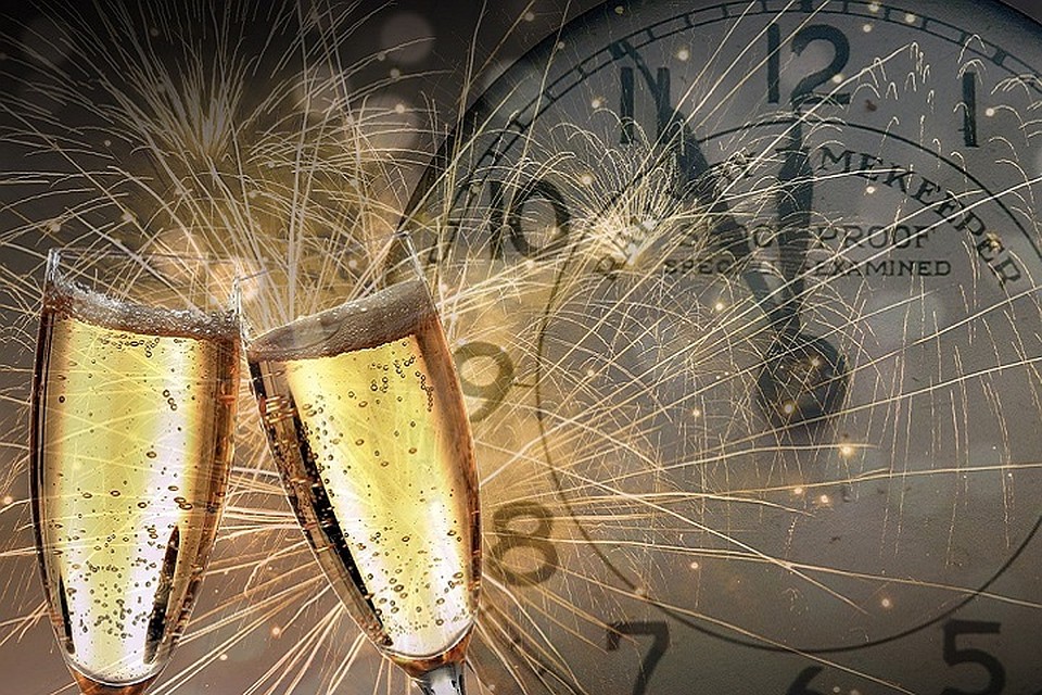 Новогодний корпоратив 2020 в Тюмени: заведения, цены и меню