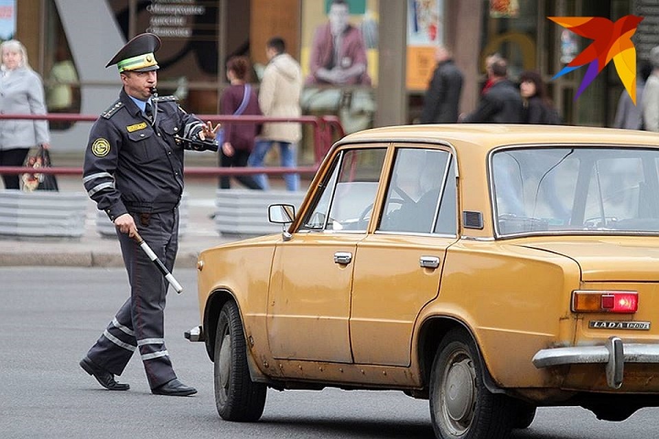 В пяти районах объявили план "Перехват" по поимке автоугонщика.