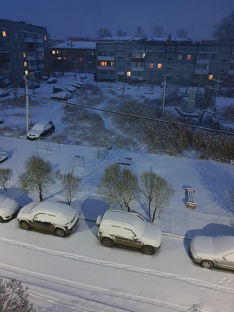 В Таре снег, но батареи холодные.