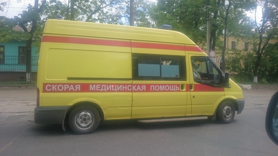 Два человека пострадали в ДТП микроавтобуса и грейдера под Смоленском.