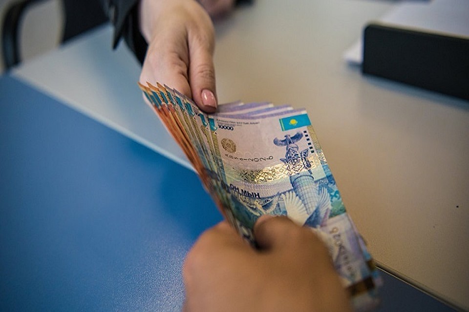 Процессуальное задержание не применялось в связи с признанием вины и поступлением ходатайств подозреваемых.